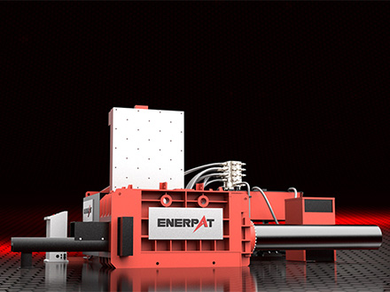 شركة يونانية لإعادة تدوير المعادن تعزز قدرتها من خلال ماكينة بالات الفولاذ على شكل غطاء من ENERPAT