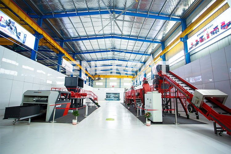  ماكينة تقطيع المعادن